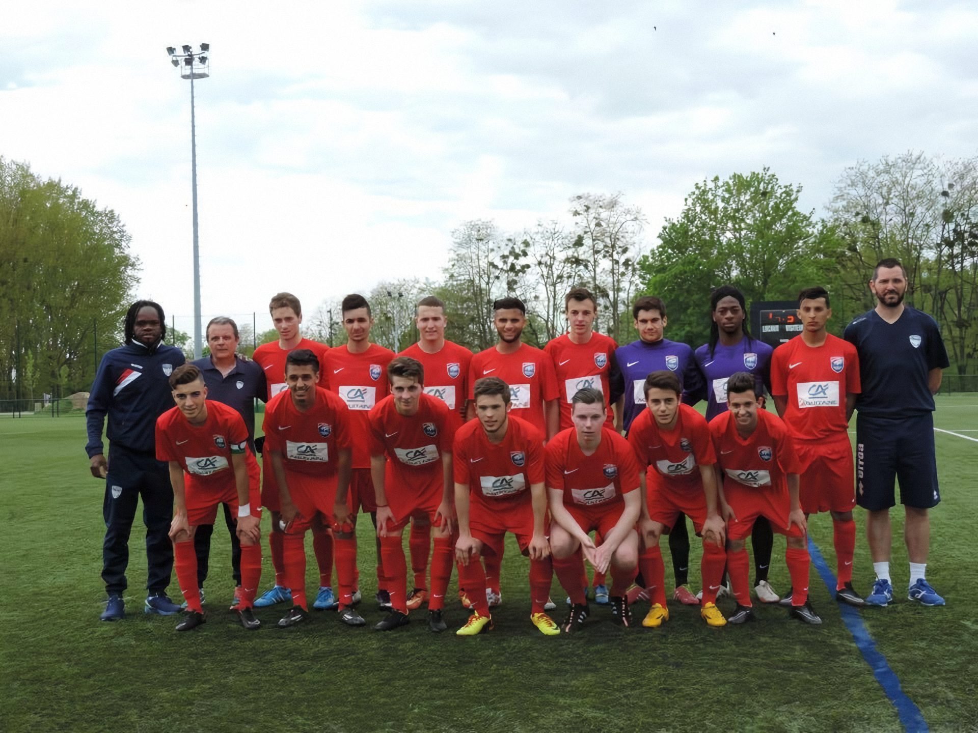 Thomas Marmet avec son équipe de football, à l’époque où il visait une carrière professionnelle